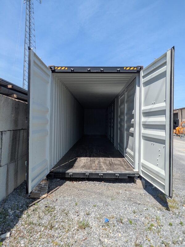 40' x 8' x 9.5' New (1 Trip) Shipping Container - Image 7