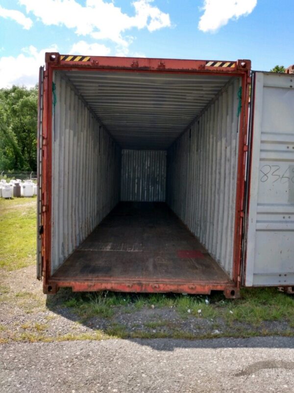 40' x 8' x 9.5' Used Shipping Container